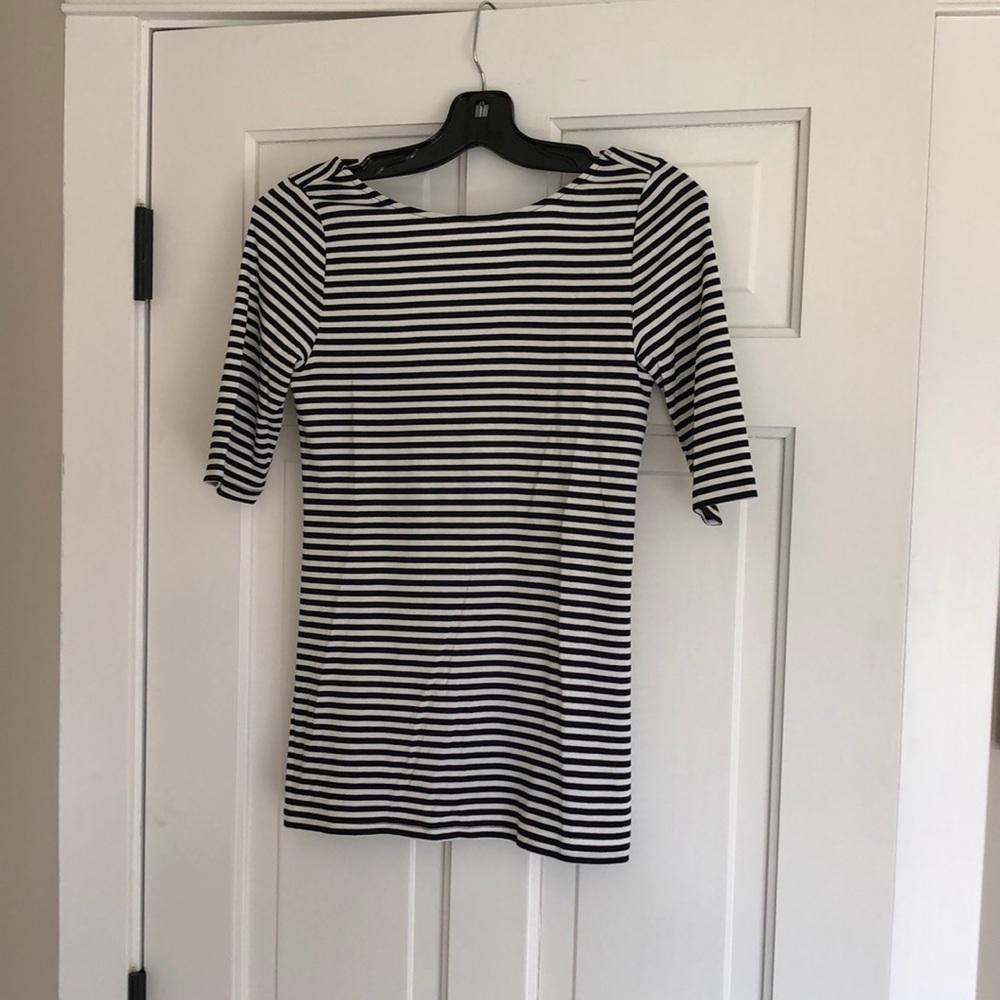 Old Navy top